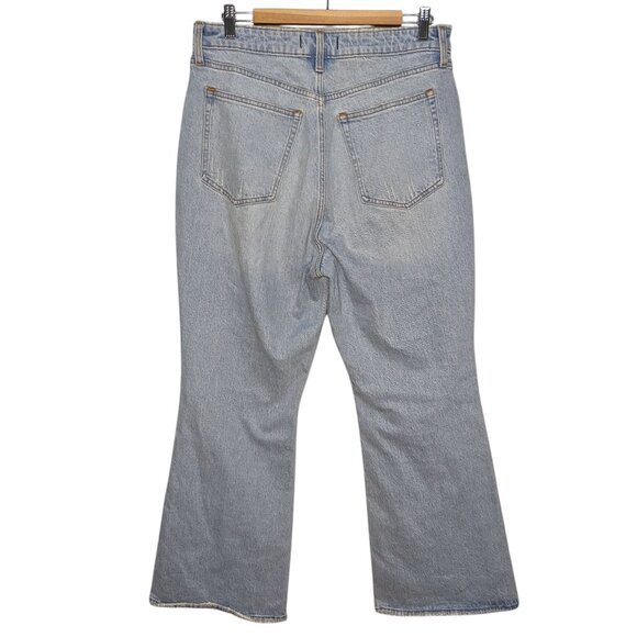 Abercrombie & Fitch Curve Love High Rise Vintage Flare Denim Jeans Size 32/14S - Picture 2 of 4